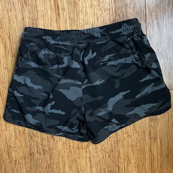 Athlata Girl All Play 3” Shorts, XXL/16 EUC Camo - Picture 5 of 5